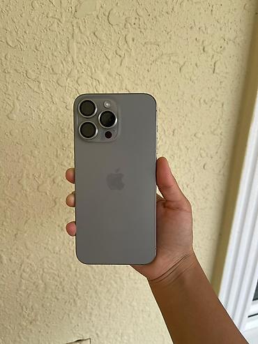 IPhone 15 Pro Max, Б/у, 256 ГБ, Natural Titanium, Зарядное устройство, Защитное стекло, Чехол, 93 %