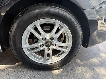 Salam R 16 disk təkər satılır barterdə mümkündü R 17 dis təkərlə