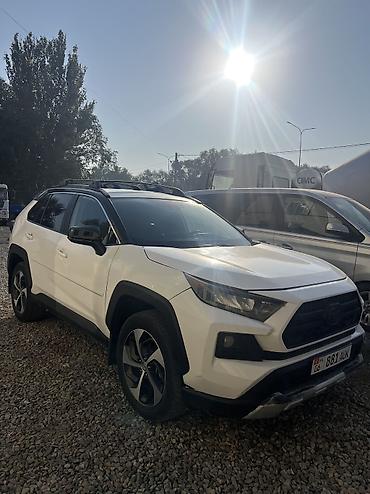 срв бампер: Toyota RAV4: 2018 г., Автомат, Бензин, Кроссовер — 7