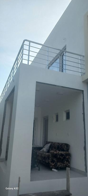 Lalafoda yeni: Balkon məhəccəri, Paslanmaz polad — 1