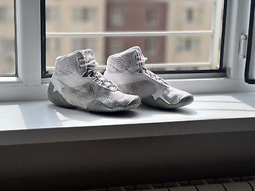 борцовки 42: Мужские кроссовки, 42, 42.5, Nike, Б/у, цвет - Серый, Самовывоз, Платная доставка — 1