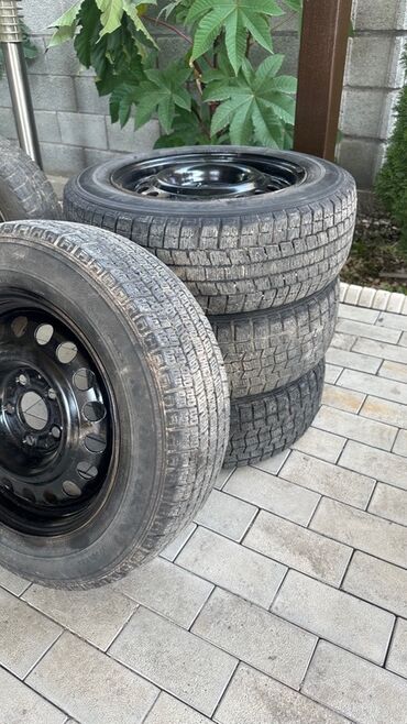 Колеса в сборе: Колеса в сборе 195 / 65 / R 15, Зима, Б/у, Комплект, Легковые, Железные, отверстий - 5