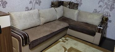 çay evi üçün divan: Künc divan, İşlənmiş, Açılan, Bazalı, Vеlur parça, Çatdırılma yoxdur