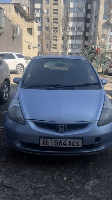 Honda: Honda Fit: 2003 г., 1.3 л, Вариатор, Бензин, Седан