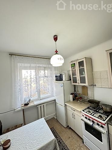 red centr: 3 комнаты, 58 м², Золотой квадрат 104 серия, 4 этаж — 6