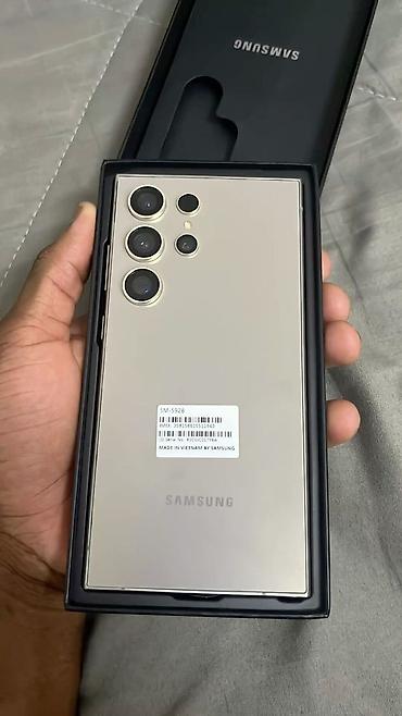black sharp: Samsung Galaxy S24 Ultra, Новый — 1
