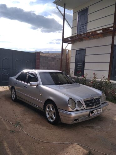 купить кожаные сиденья для авто бу: Mercedes-Benz E-Class: 1995 г., 3.2 л, Автоматтык, Бензин, Седан