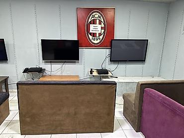 sony plastation 3: 5 ədəd PS3 5 ədəd TV 5 ədəd divan 5 ədəd kronsteyne 5 ədəd masa lazımi — 5