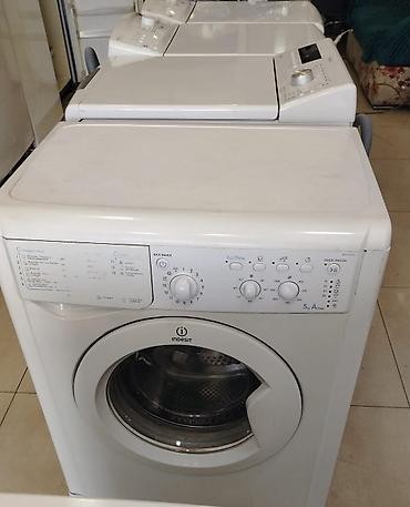 Indesit önyükləməli paltaryuyan maşın - Yük həcmi: 5 kq - Enerji
