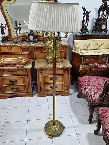 slika mi treba: Podna lampa Dobro stanje Licno preuzimanje ili prevoz uz dogovor — 4