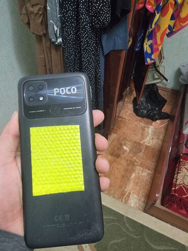 пока ф5: Poco C40, 64 ГБ, цвет - Черный, 2 SIM