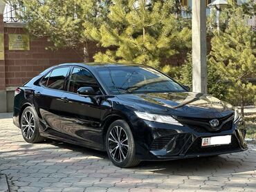 Toyota: Toyota Camry: 2018 г., 2.5 л, Вариатор, Гибрид, Седан