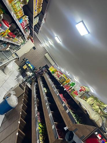 versus store: ELIM YANDI TECILI: Marketin icarəsi 800m Marketimiz gedişli gəlişli — 3