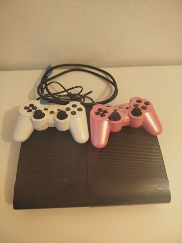 мониторы 240: Игровая консоль Sony PlayStation 3 Super Slim (модель с верхней