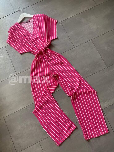 Kombinezoni: 2600 s m l — 4