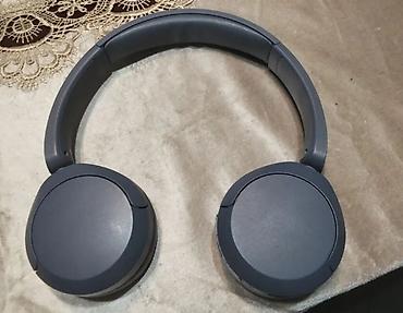 беспроводной наушник: Sony qulaqlıq az işlənib satılır qiymət 50 AZN — 1