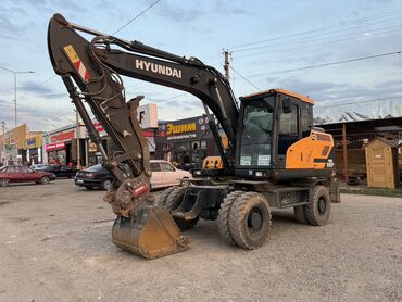 кемпинг дом на колесах: Экскаватор, Hyundai, 2021 г., Дөңгөлөктүү