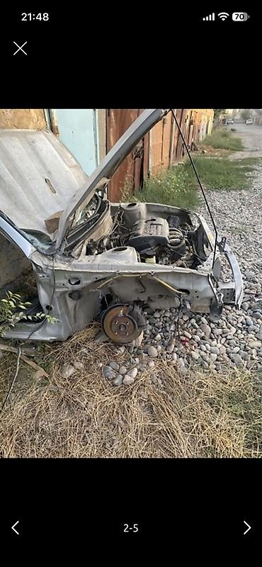 дрослинный заслонка: Передняя часть кузова с моторным отсеком Toyota (бензиновый VVT‑i) — 2
