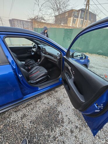 Hyundai: Hyundai Veloster: 2019 г., 1.6 л, Автомат, Бензин, Купе — 9