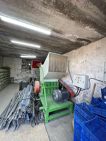 Строительная техника: Продаю готовый бизнес дробилка ПП ящики пластик цена 13000$ торг — 4