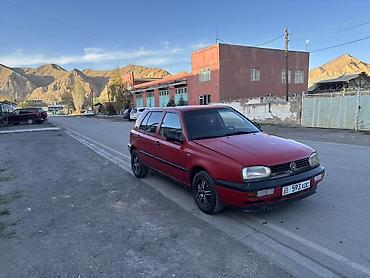 Volkswagen: Volkswagen Golf: 1992 г., 1.6 л, Кол менен иштөөчү, Бензин, Хетчбек — 2