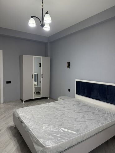 Uzunmüddətli kirayə mənzillər: Ünvan Cəfer Xandan küç. Darnagül Otaq sayı: 2 (1 yataq otağı + 1 — 10