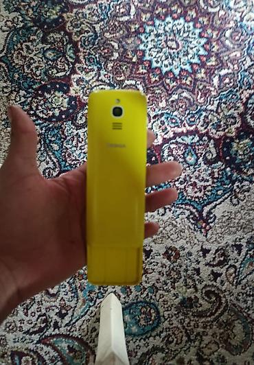 lumia 1320: Nokia Lumia 810, < 2 GB Memory Capacity, rəng - Sarı, İki sim kartlı — 1