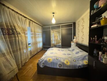 Həyət evləri və villaların satışı: 6 otaqlı, 216 kv. m, Orta təmir — 7