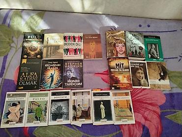 16 ədəd kitab satılır. 3 janrdan ibarət kolleksiyada klassiklər, şəxsi