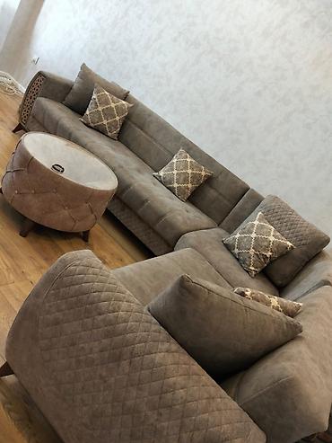 Digər mebel: NigKunc divan tecili satilir 650azn. Jurnalni ile birlikde. Ela — 1