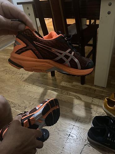 formula 1 biley: ASICS qaçış krossovkası - Rəng: narıncı-qara, gümüş ASICS loqosu ilə — 3