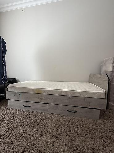 bunk bed: Кровать Б/У с ящиками + матрас в подарок - Размер спального места — 2