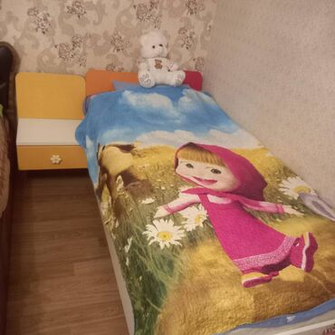 darvaza islenmis: Qız üçün, İşlənmiş, Təknəfərlik çarpayı, Yazı masası, Dolab, Termo