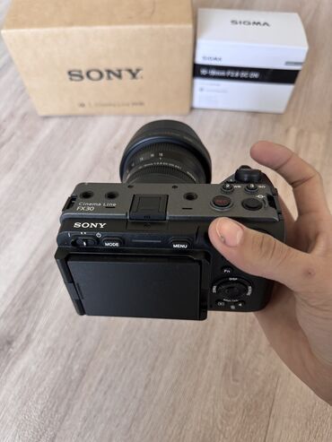 Фотоаппараты: Продаю почти новый фотоаппарат Практически не использовал Сразу купил — 4