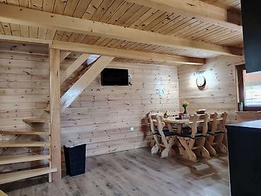 rent: Na prodaju turistički kompleks sa 5 brvnara različitih struktura — 8