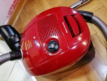 Klasični usisivači: Usisivac PHILIPS na kesu. dobar kompletan. 2400 w Vuce kao lud — 6