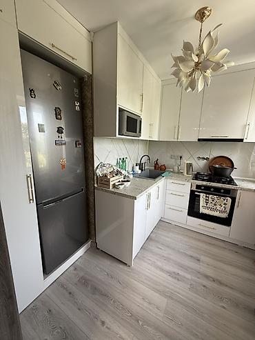 Долгосрочная аренда квартир: Эксклюзив 🏡 Продаётся просторная 4-комнатная квартира, переделанная — 12