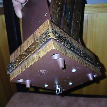 1984 kitab: Sovet dövrünə aid mexaniki siqaret qutusu–dispenser - Retro — 2