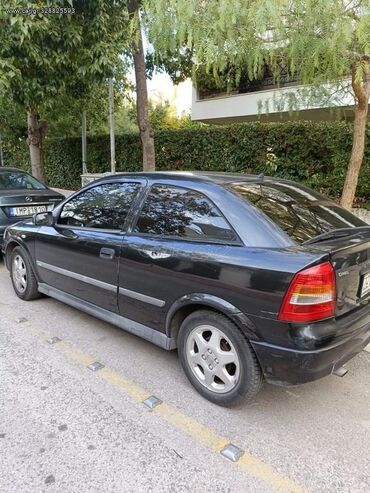 Transport: Opel Astra: 1.4 l | 1999 year | 261000 km. Limousine