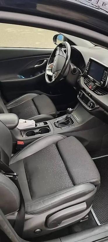 Hyundai: Hyundai i30: 1.6 l | 2019 il Universal — 6