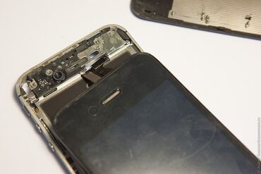 Apple iPhone: IPhone 4S, Б/у, 64 ГБ, Jet Black, Зарядное устройство, Защитное стекло, Кабель, 100 % — 2