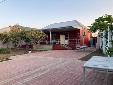 Həyət evləri və villaların satışı: Buzovna 3 otaqlı, 166 kv. m, Yeni təmirli — 2