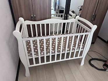 bunk bed: Манеж-кровать, Новый, С комодом, Дерево — 2