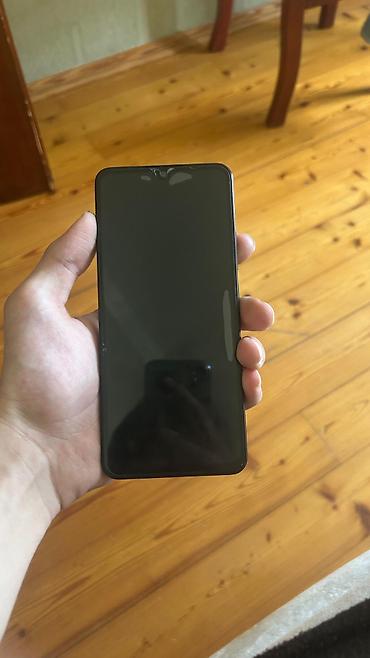 mingəcevir 2əl telefon: Salam telefon zavoddu 1 ci əldi alinnandan kabro qoruyucuda işlənib — 4