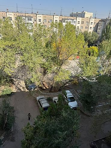 продается квартира 2 комнатный: 2 комнаты, 10 мкр Собственник, Семейным, С мебелью частично — 10