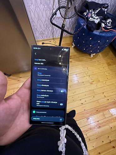 samsung watch 1: Samsung Galaxy S22 Ultra, rəng - Qara, Simsiz şarj — 7