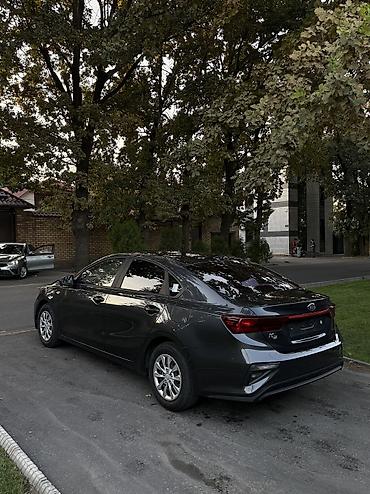 byd e6: Kia K3: 2020 г., 1.6 л, Автомат, Бензин — 2