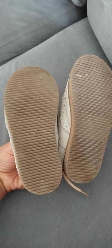 Детская обувь: Old navy ayaqqabı. 10 manat. 19ölçü. ancaq qucaqdaca geyindirilib — 2