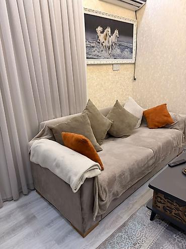 mebleri: Divan satilir 350 manata .açılır bazali
Unvan yasamal afa — 1