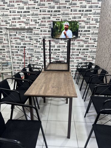 Masa və oturacaq dəstləri: Mətbəx üçün, Yeni, Açılmayan, Kvadrat masa, 4 stul — 15